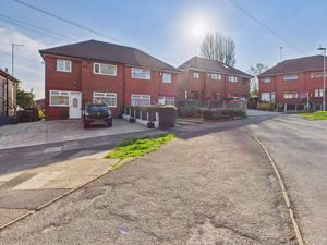 Photo 21- click for photo gallery